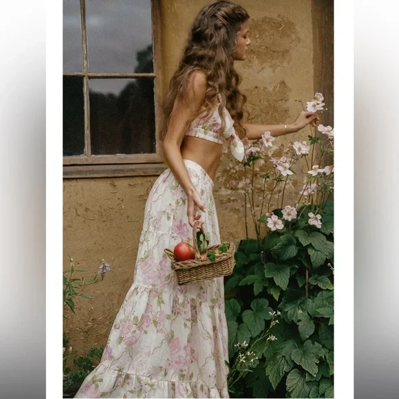 ⭐️ON HOLD DO NOT PURCHASE⭐️ Spell & The Gypsy Rose Garden Tiered Skirt - Picture 4 of 9